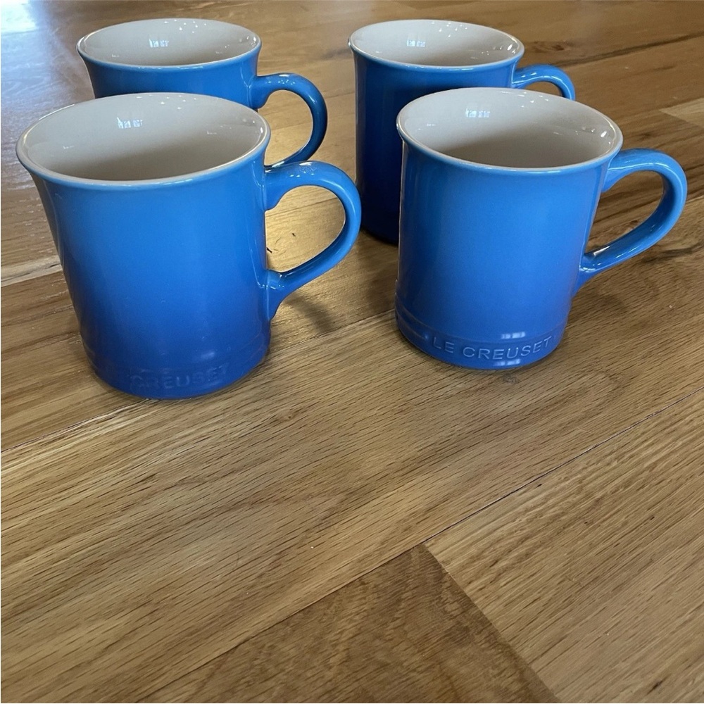 Le Creuset Set of 4 Stoneware Mugs Marseille - Picture 3 of 5